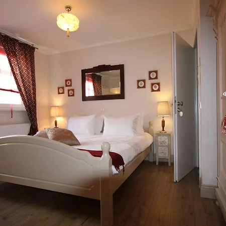 Pensión No.31 Im Rosengarten Kapellen-Drusweiler