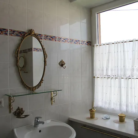 No.31 Im Rosengarten 4*